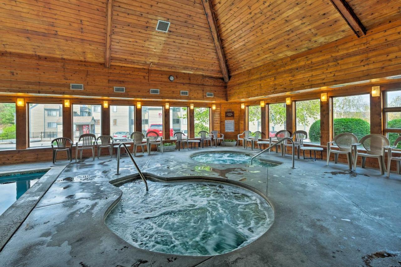 Unique Smokies Ski Shack With Mountain-Top View Gatlinburg Exterior foto
